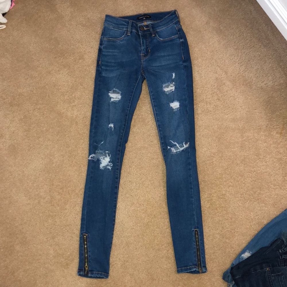 Kendall & Kylie Skinny Jeans